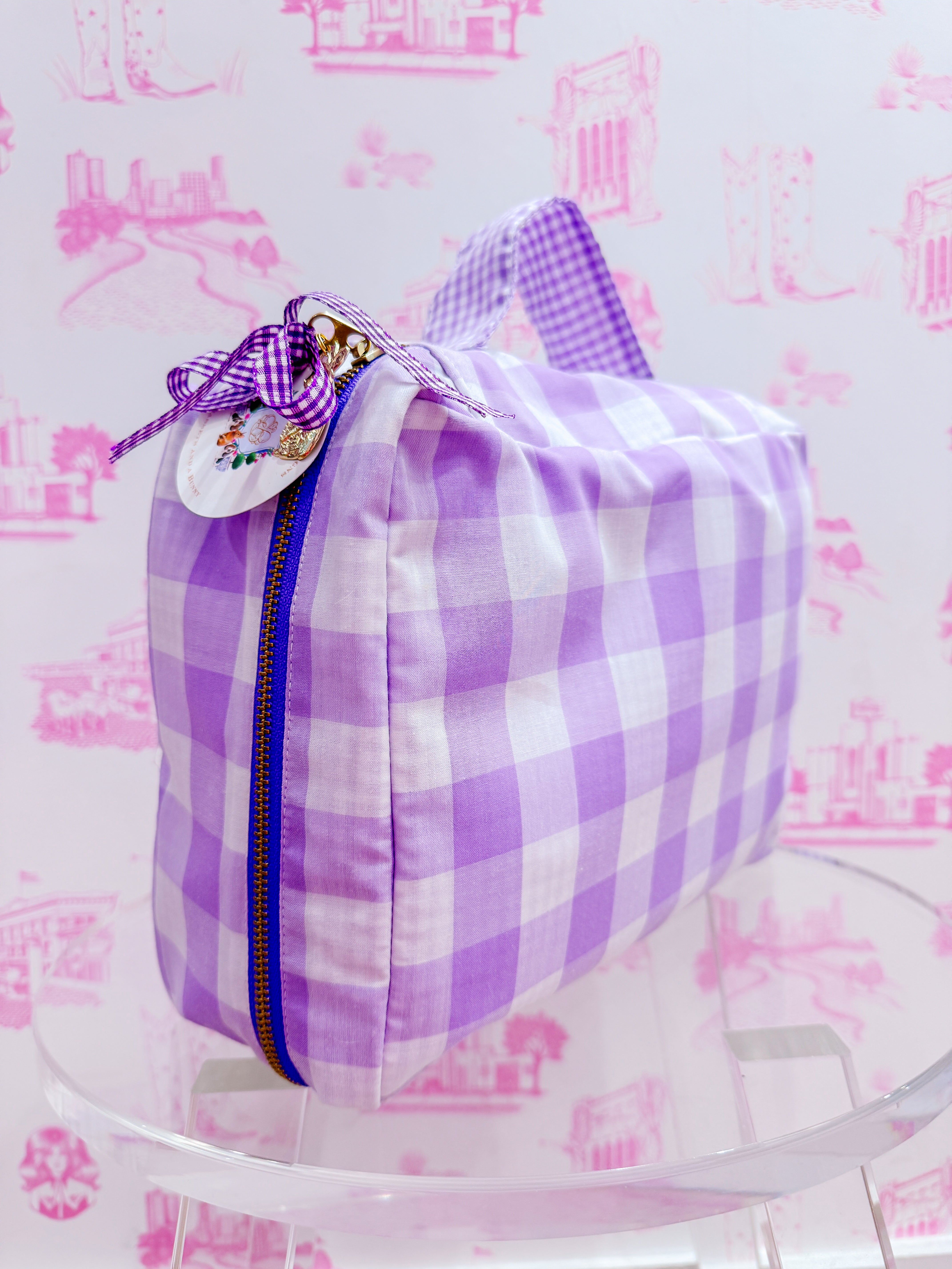 TIFFY FLAT TRAIN CASE BAG - LAVENDER GINGHAM