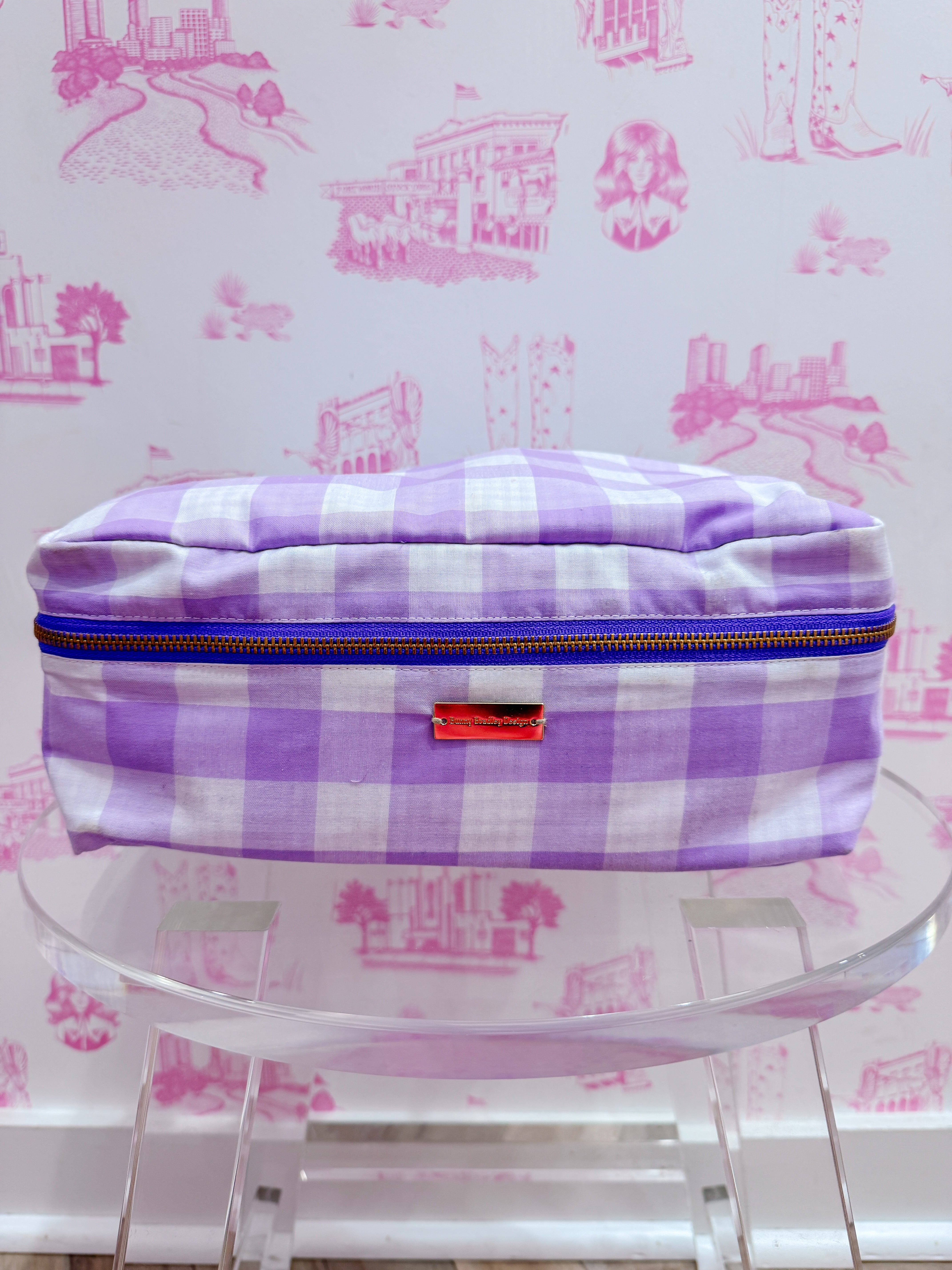 TIFFY FLAT TRAIN CASE BAG - LAVENDER GINGHAM