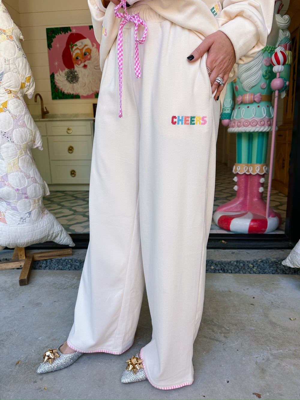 CHEERS STITCH TRIM LOUNGE SET - CREAM