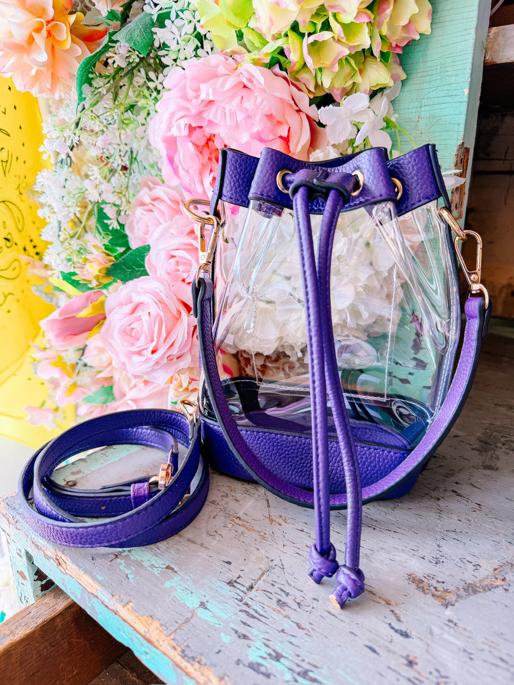 CARA CLEAR CROSSBODY BUCKET BAG - PURPLE