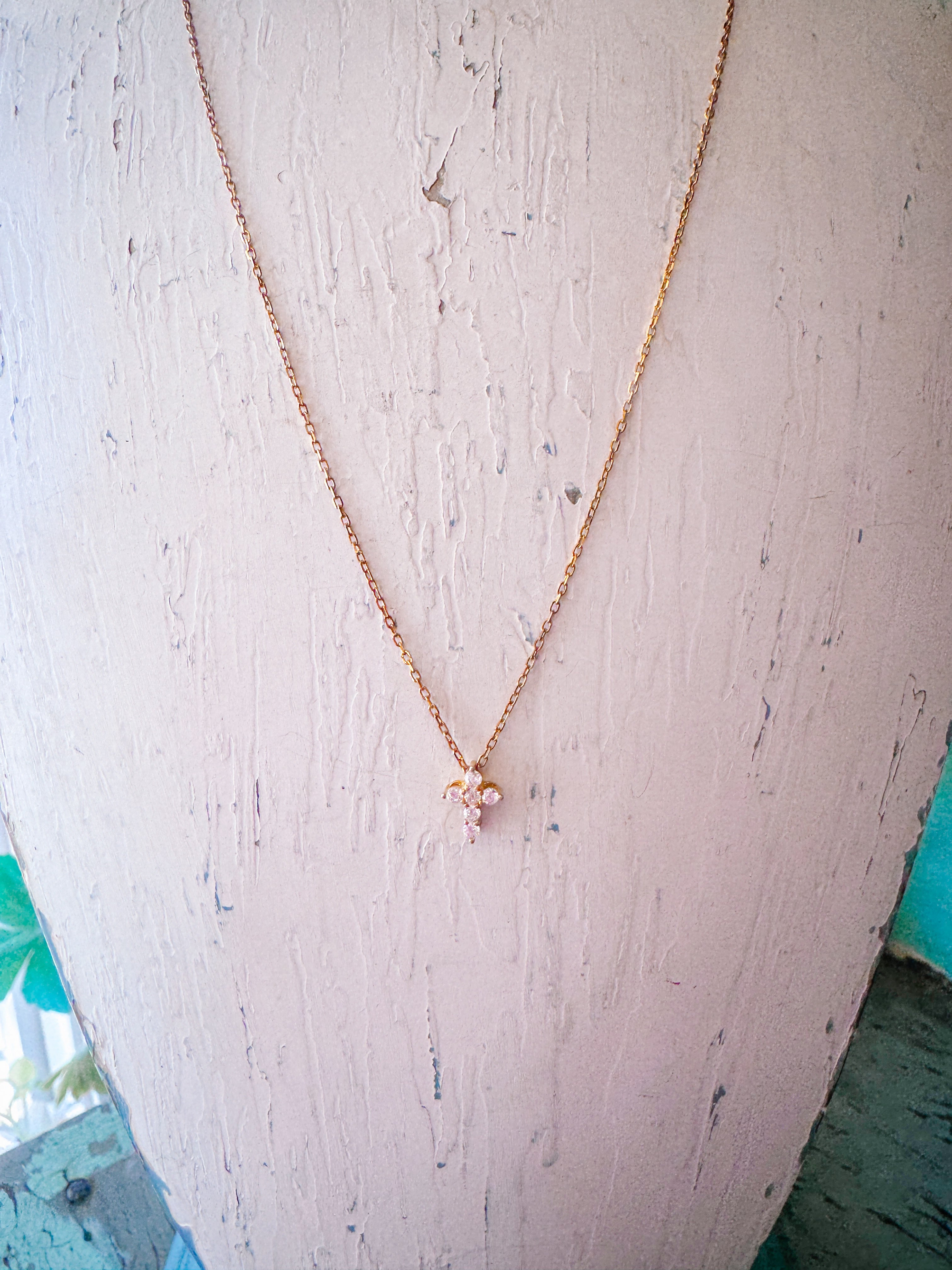 GOLD SMALL PAVE CROSS NECKLACE