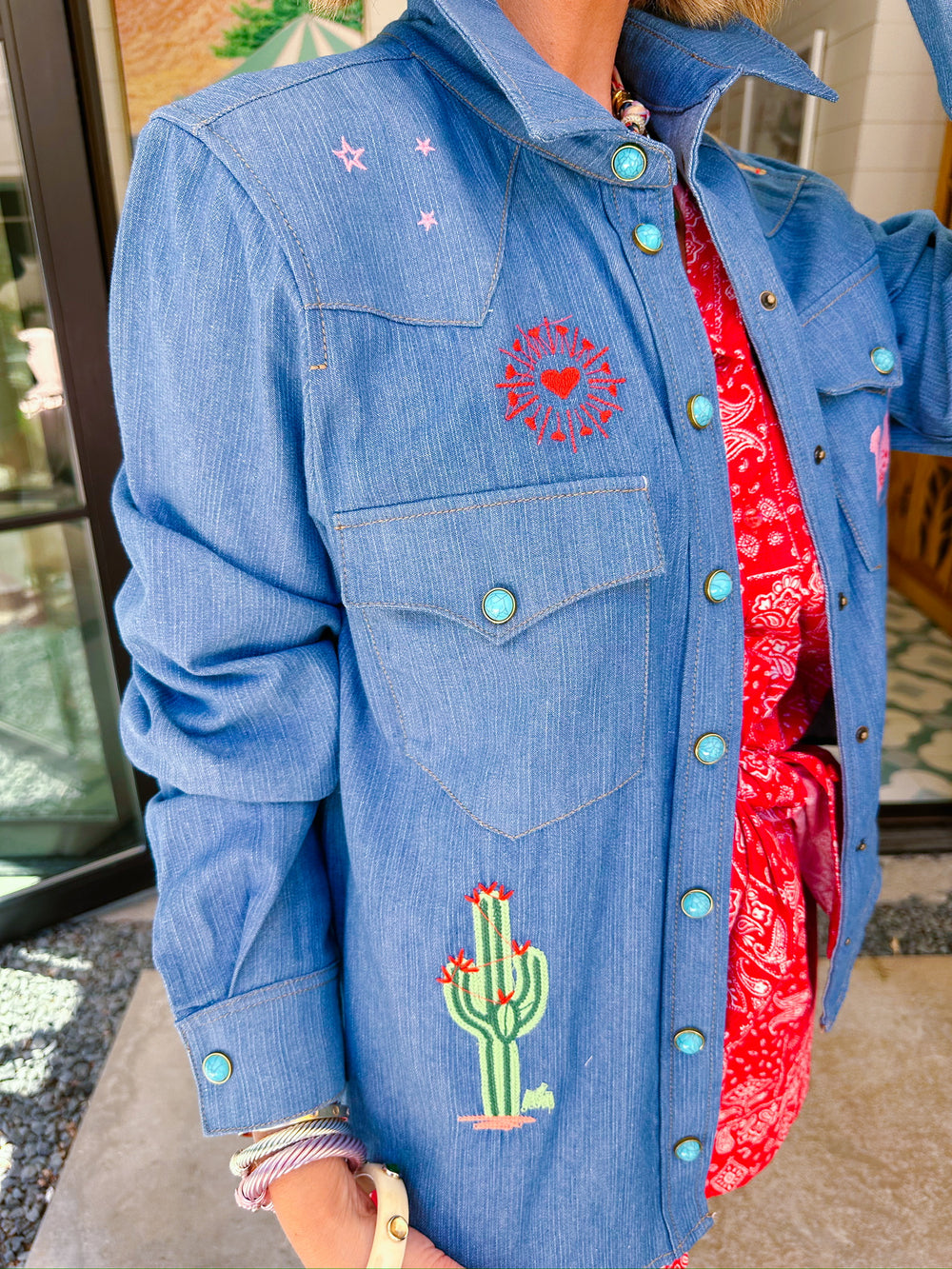 LUCKY YOU EMBROIDERED SNAP UP TOP - DENIM