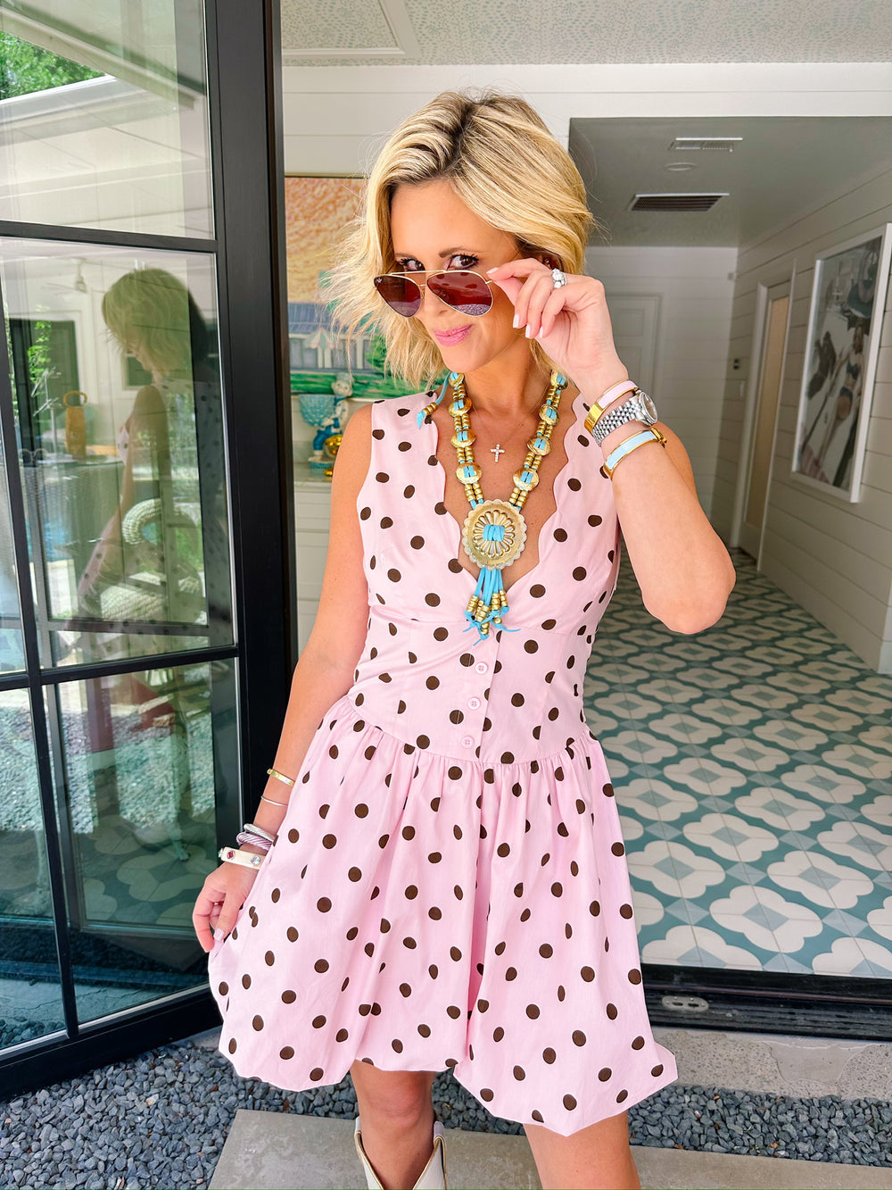 NEVAEH SLEEVELESS POLKA DOT SCALLOP DRESS - PINK/BROWN