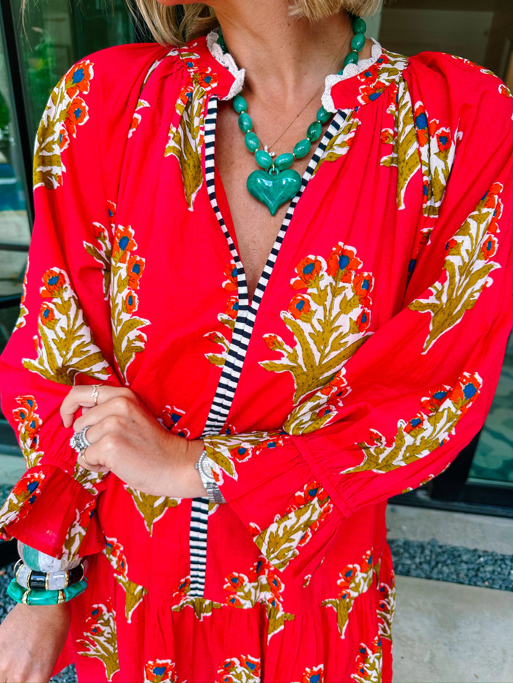 FRESH CUT FLORALS VNECK DRESS - RED