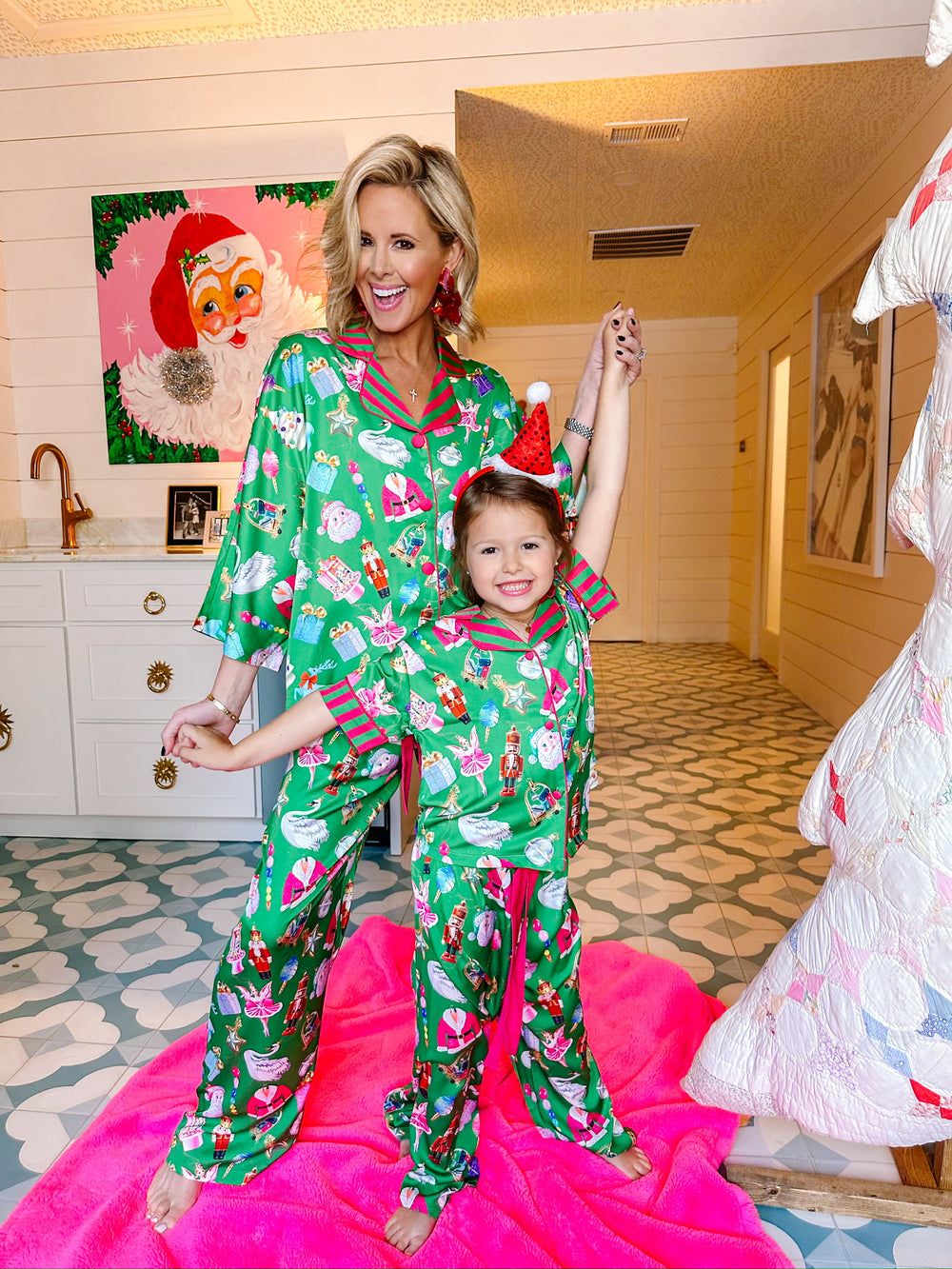 HOLIDAY BAUBLES SILKY 3/4 SLEEVE PJ PANT SET - GREEN