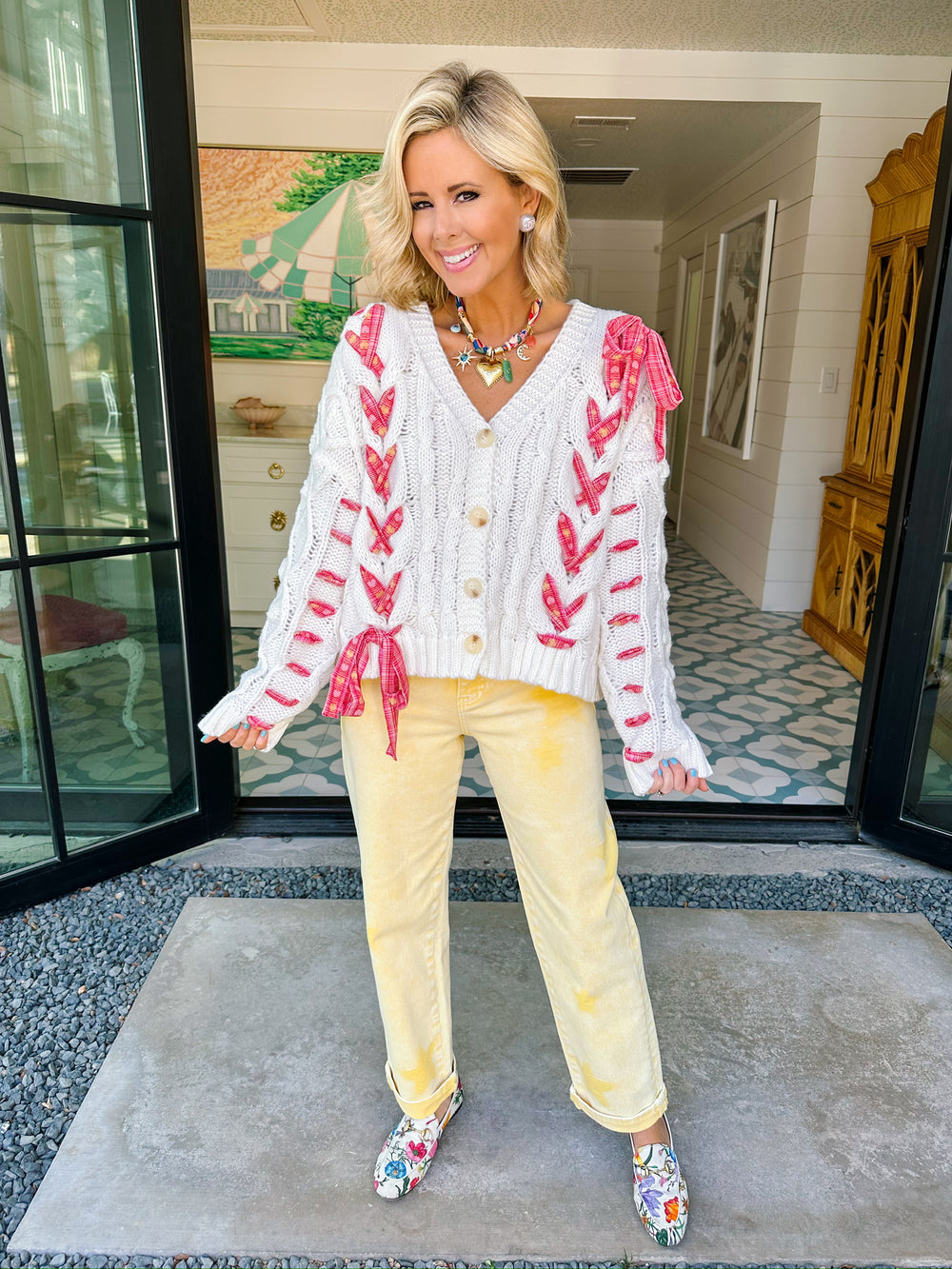 BRIGHT AS A STAR BOYFRIEND JEANS - YELLOW