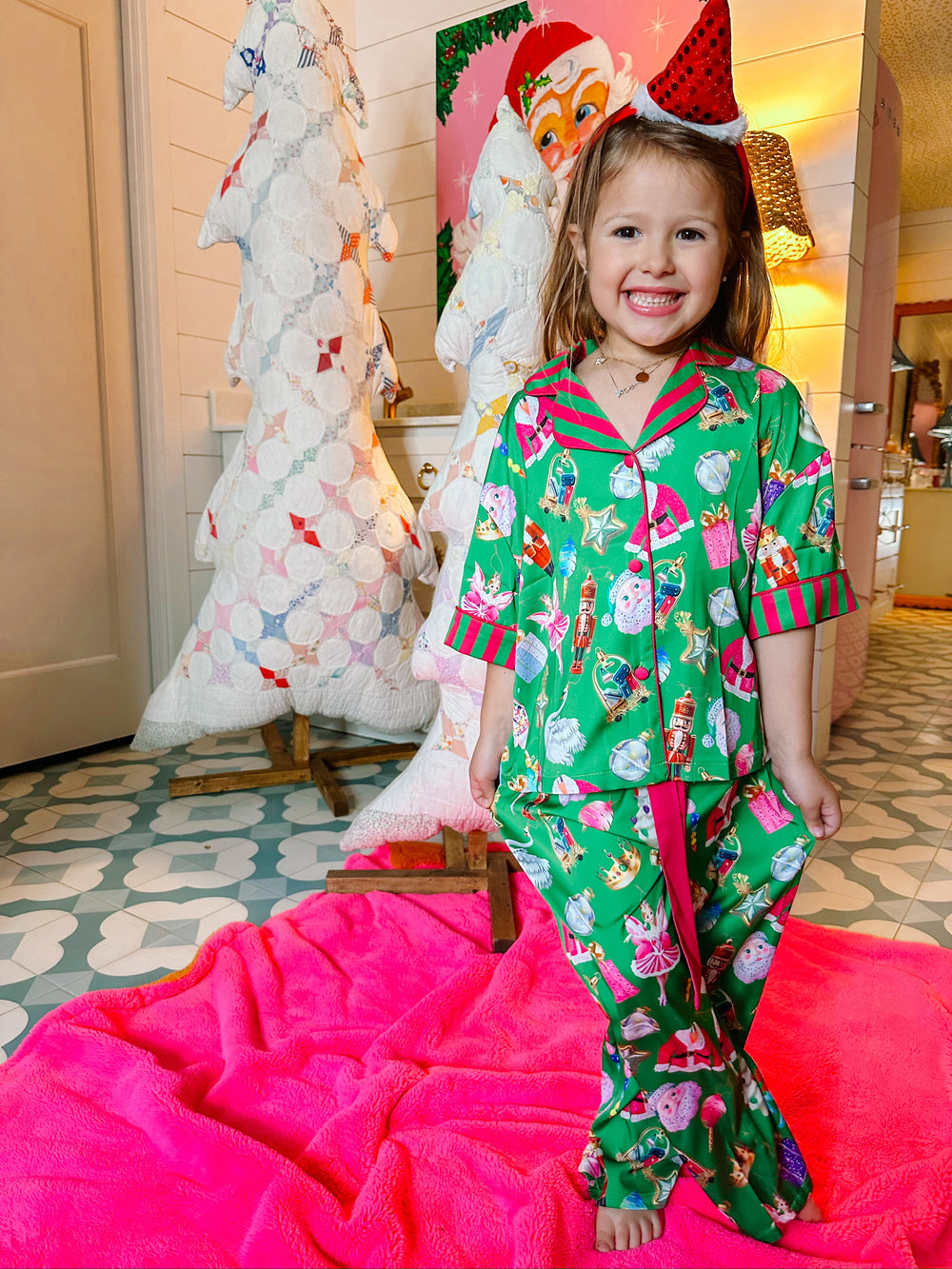 KIDS HOLIDAY BAUBLES SHORT SLEEVE PANT SET - GREEN