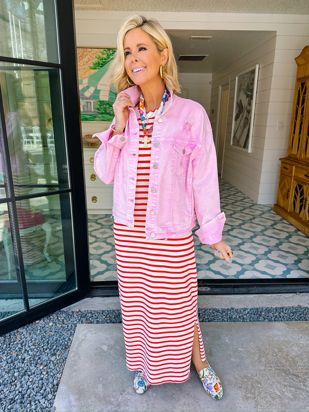 EVERYTHING IS POSSIBLE DISTRESSED DENIM JACKET - PINK