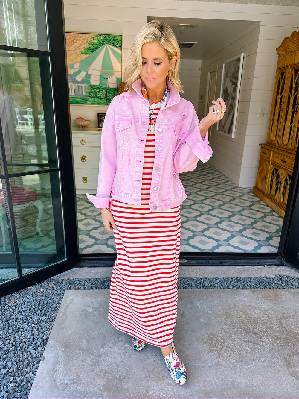 EVERYTHING IS POSSIBLE DISTRESSED DENIM JACKET - PINK