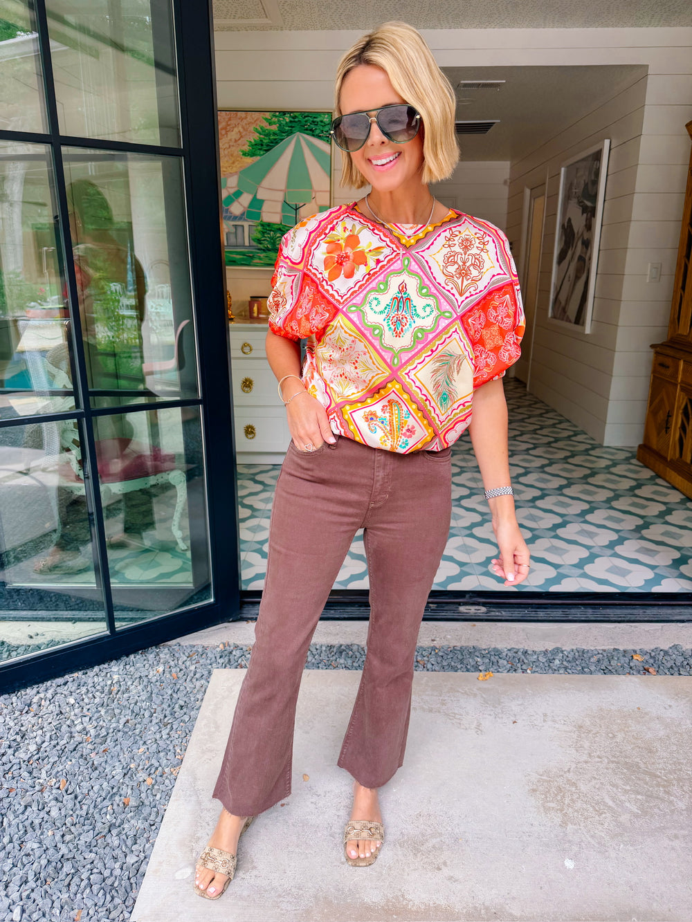 THE BEAUTY BETWEEN FLORAL TILES TOP
