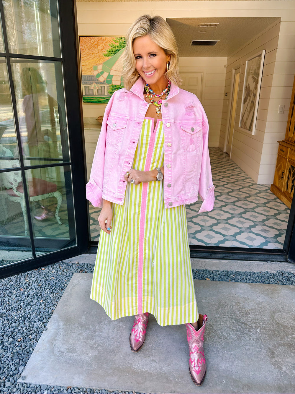 EVERYTHING IS POSSIBLE DISTRESSED DENIM JACKET - PINK