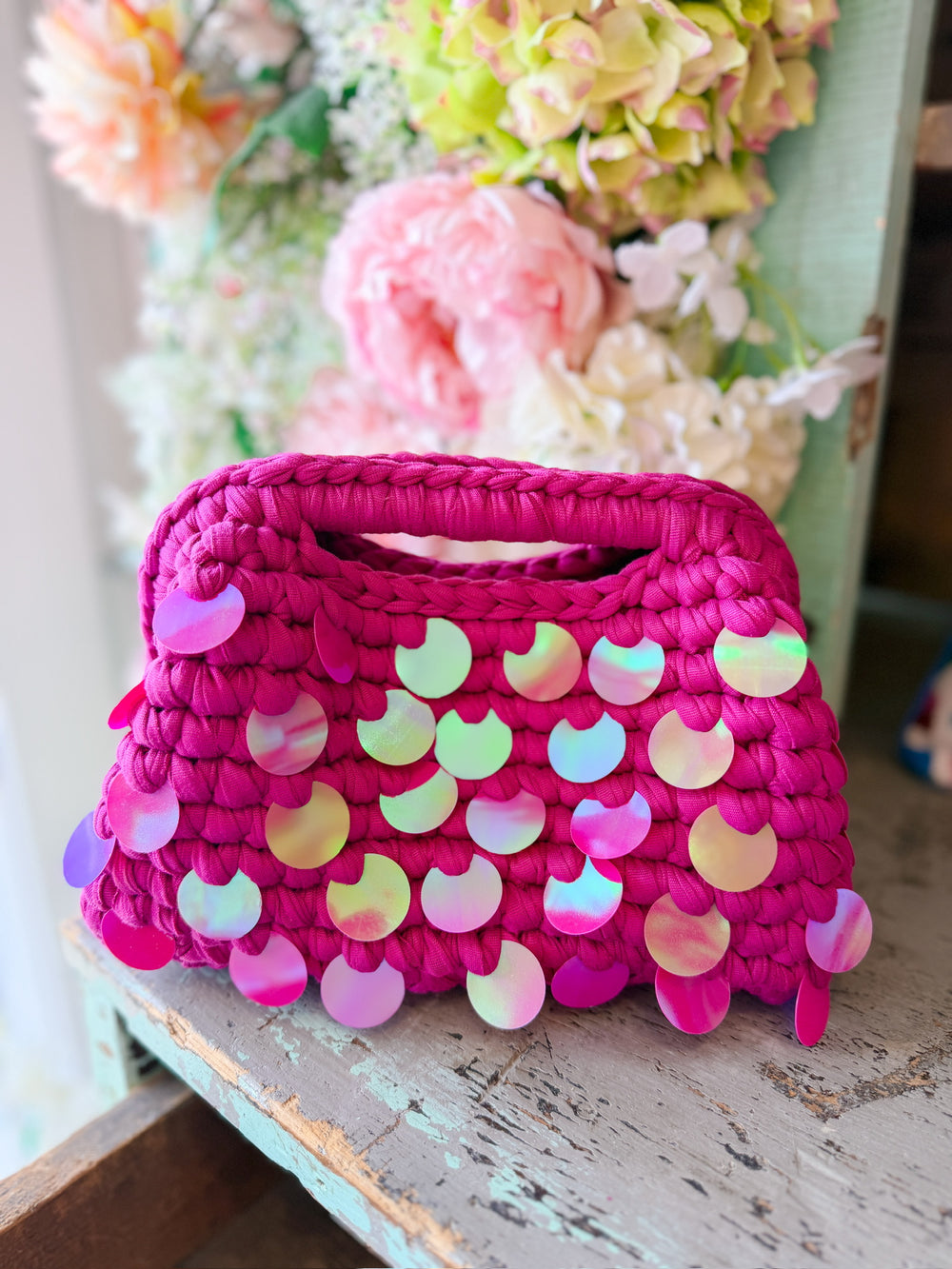 TROPEZ WOVEN SEQUIN BAG - MAGENTA