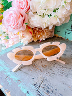 MADRID FLORAL SCALLOP SUNGLASSES