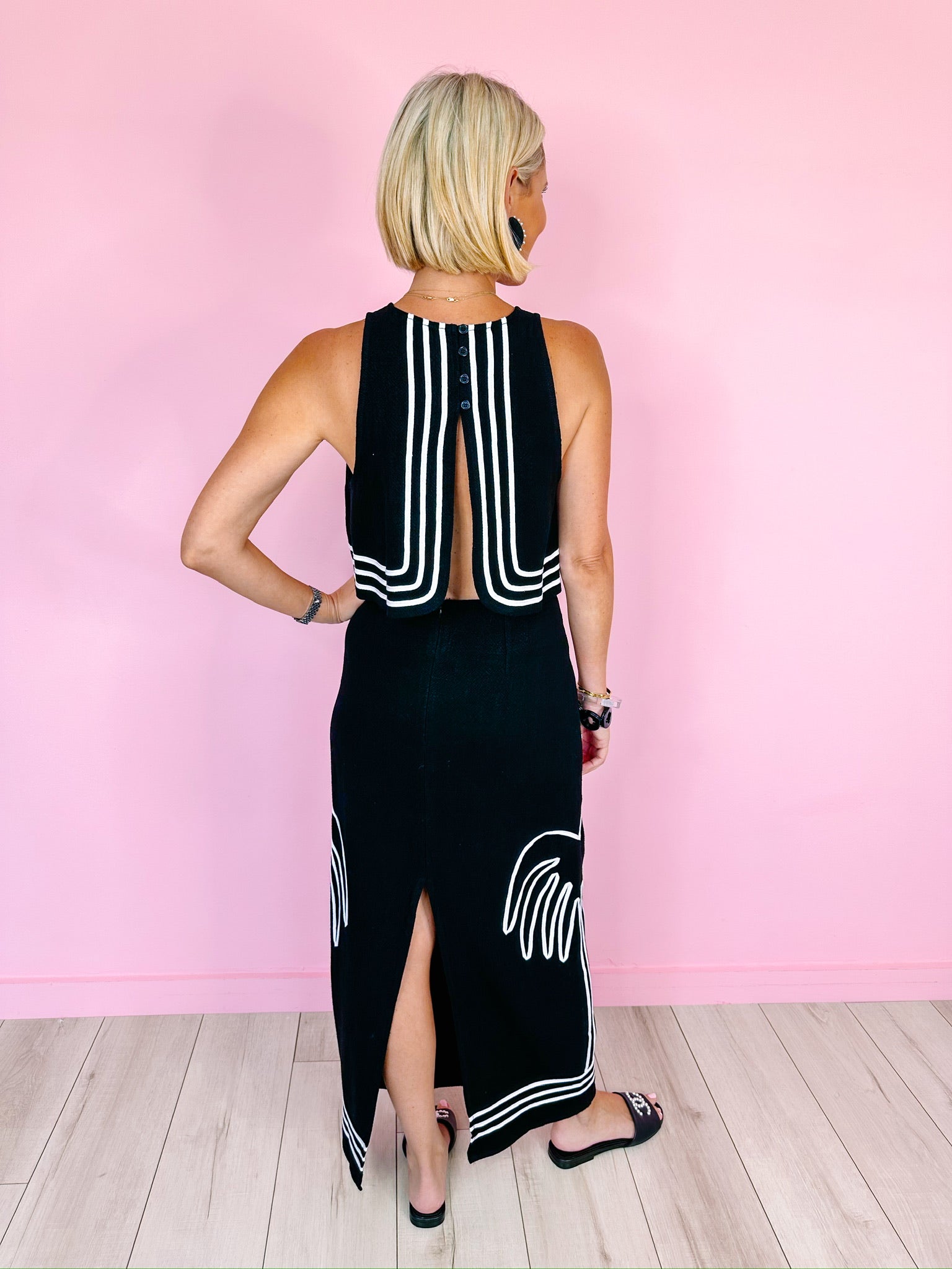 NIGHT STRIPES TOP - BLACK