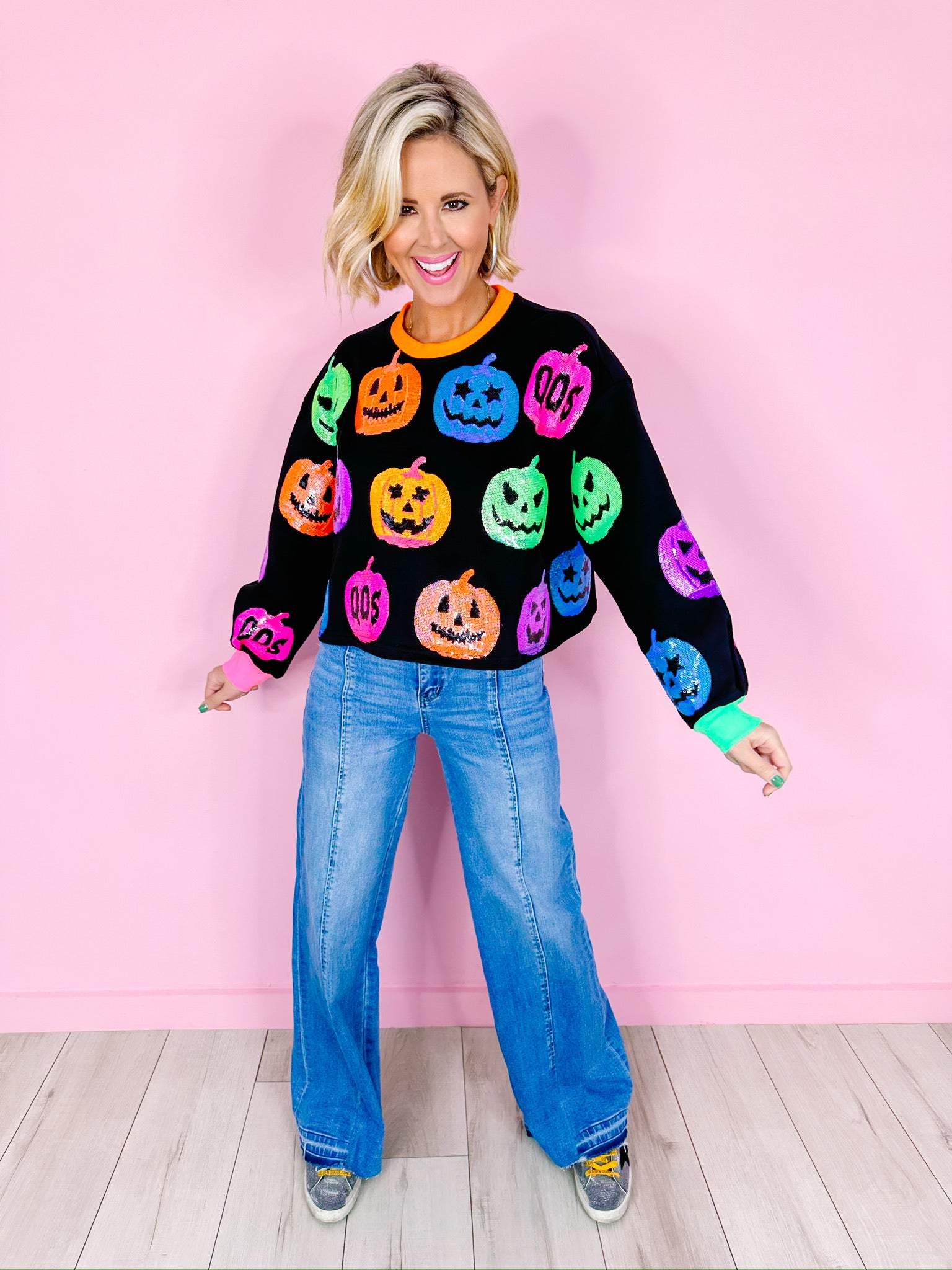 QOS O LANTERN SWEATSHIRT