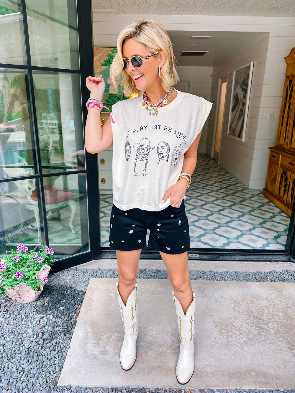 THE PLAYLIST MUSCLE TEE - CREAM