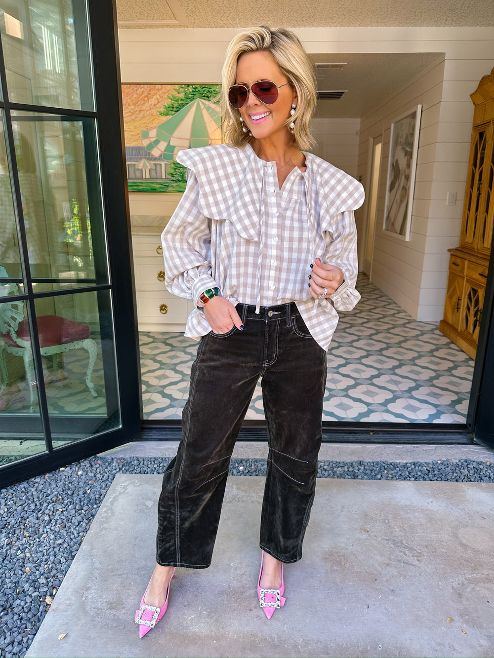 GIVING GINGHAM SCALLOP COLLAR TOP - BEIGE