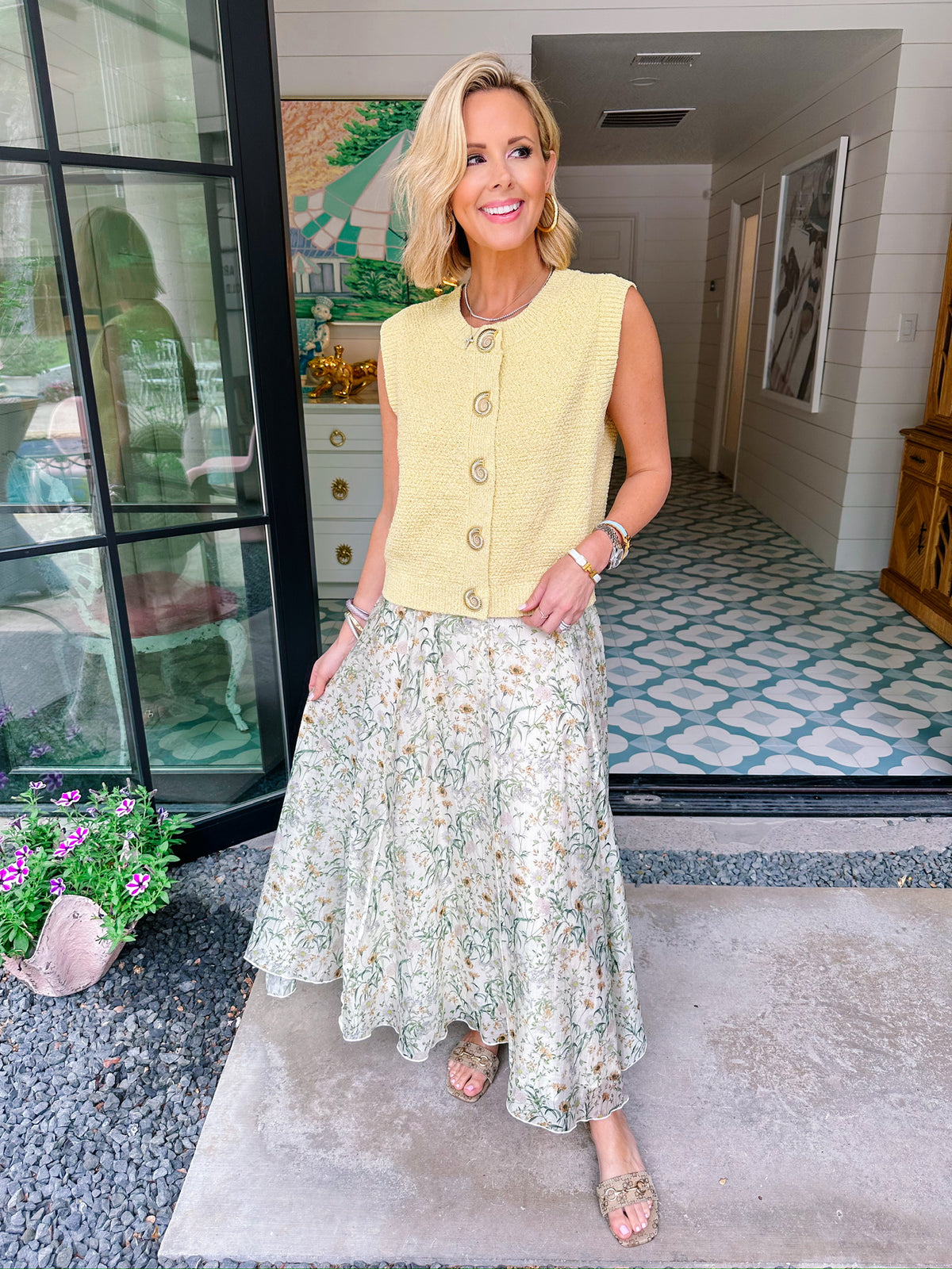 FREE FALLING FLORALS MIDI SKIRT - IVORY/GREEN