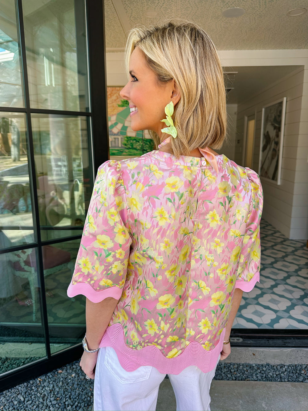 DAFFODIL DREAMS WAVY HEM TOP - PINK