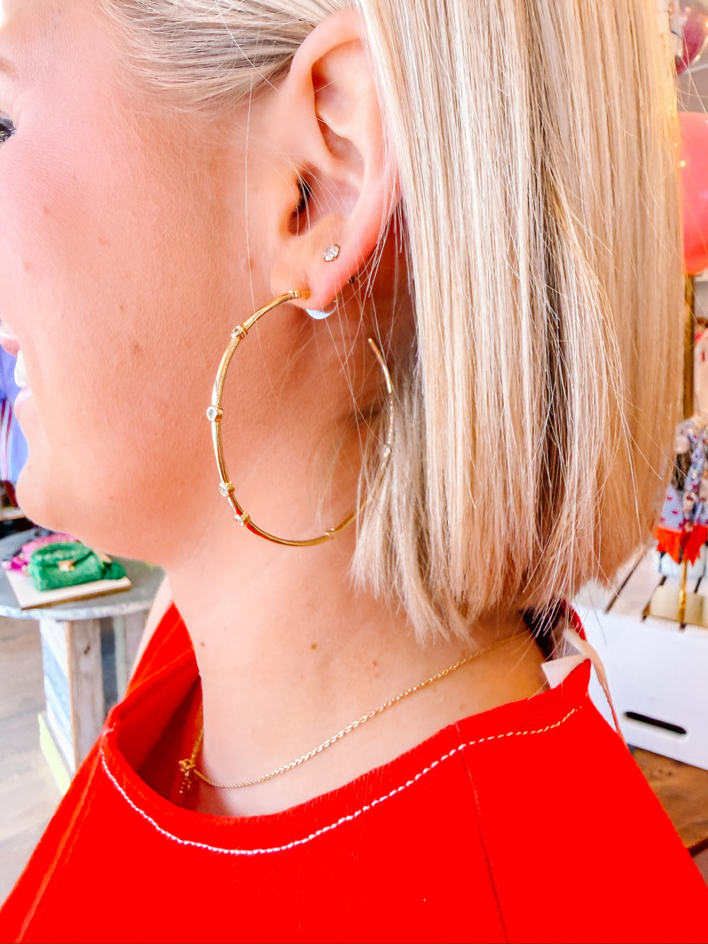 SUBTLE HINTS CZ THIN HOOP
