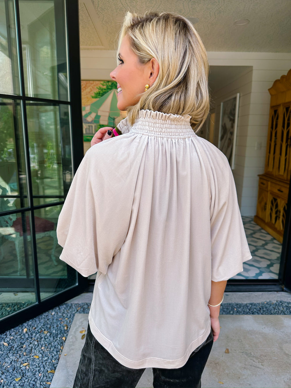 SUEDE STORY PUFF SLEEVE TOP - CREAM