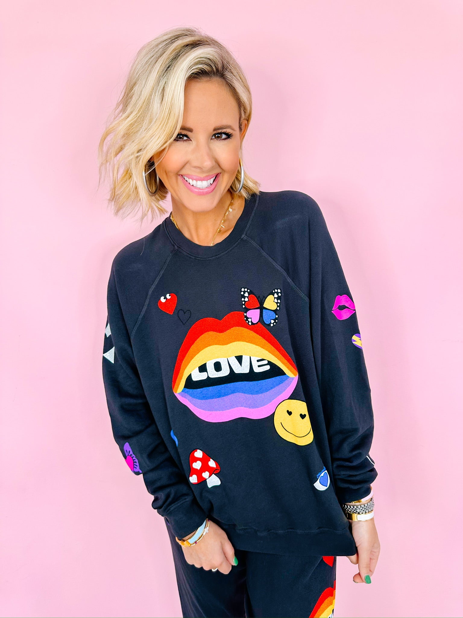 ANELA LOVE COLLAGE SWEATSHIRT - ONYX