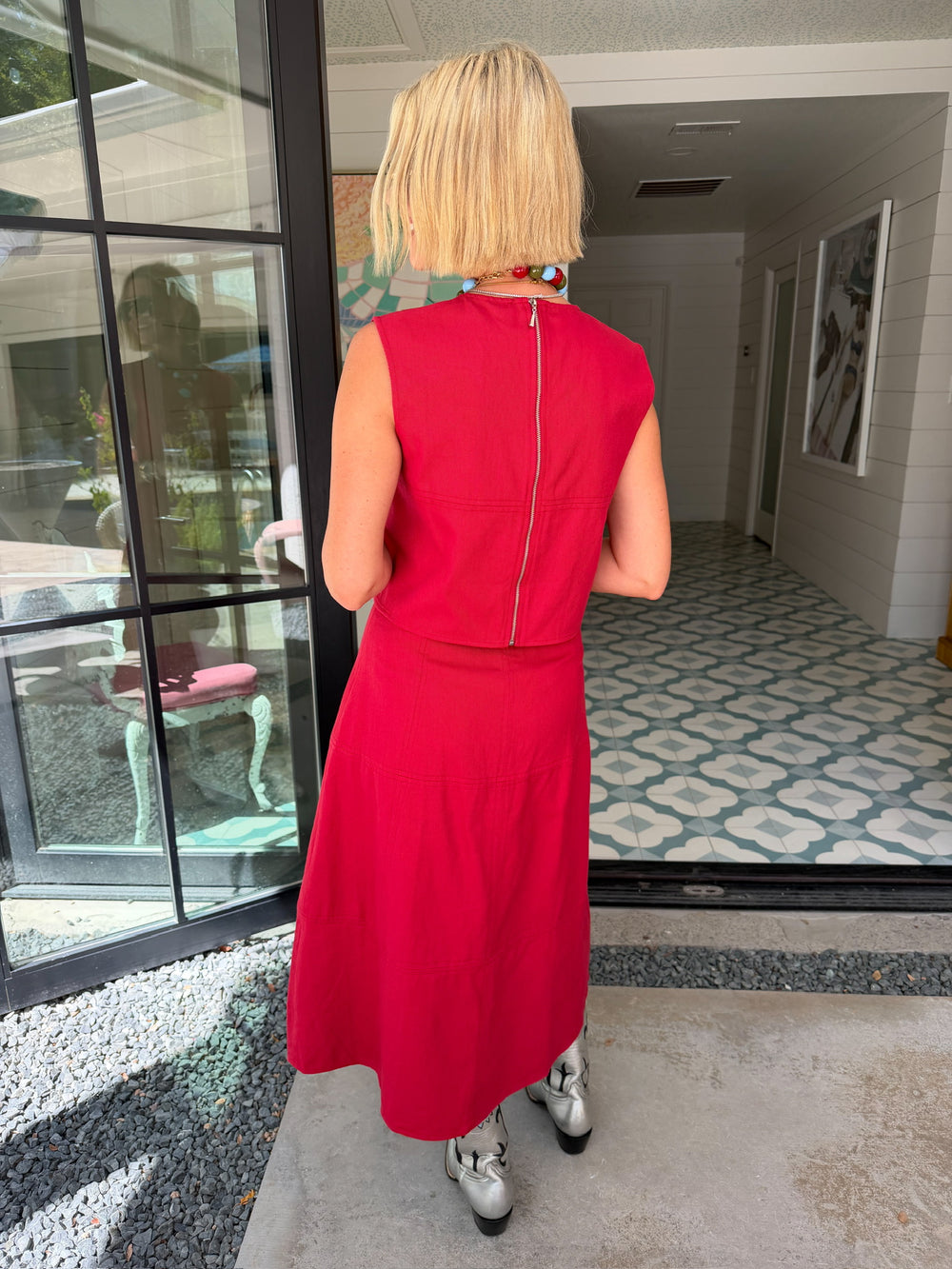 WEEKEND GETAWAY ZIPPER MIDI SKIRT SET - CRIMSON