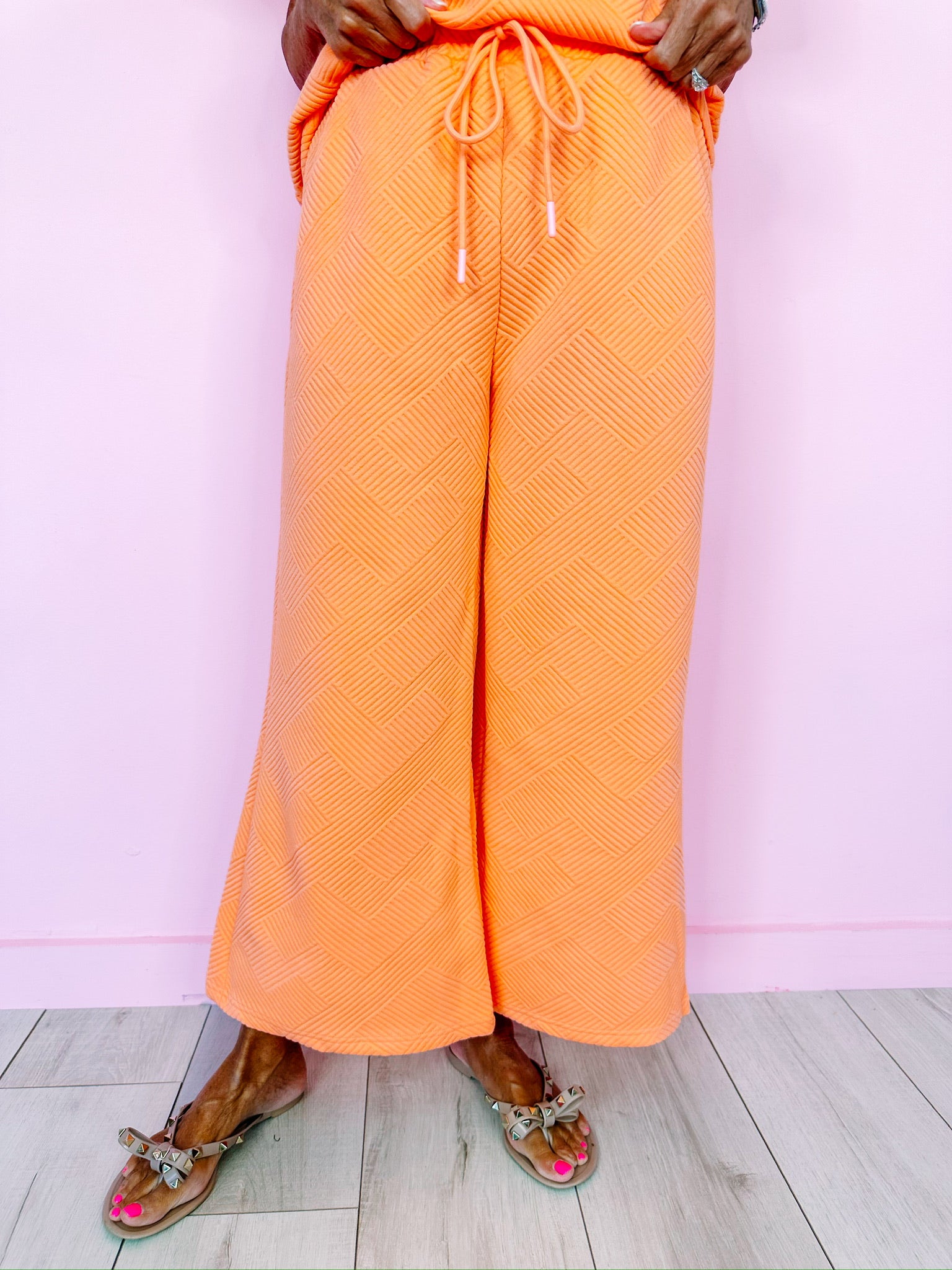 JENSEY TEXTURED LOUNGE PANTS - ORANGE