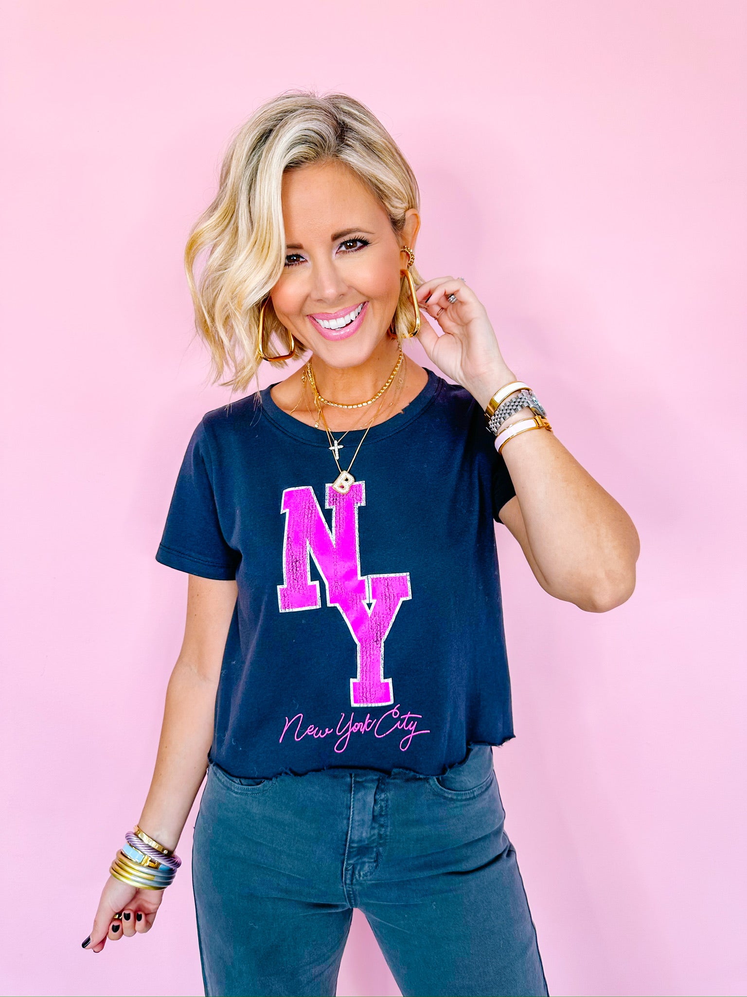 NEW YORK DISTRESSED CROP TEE - BLACK