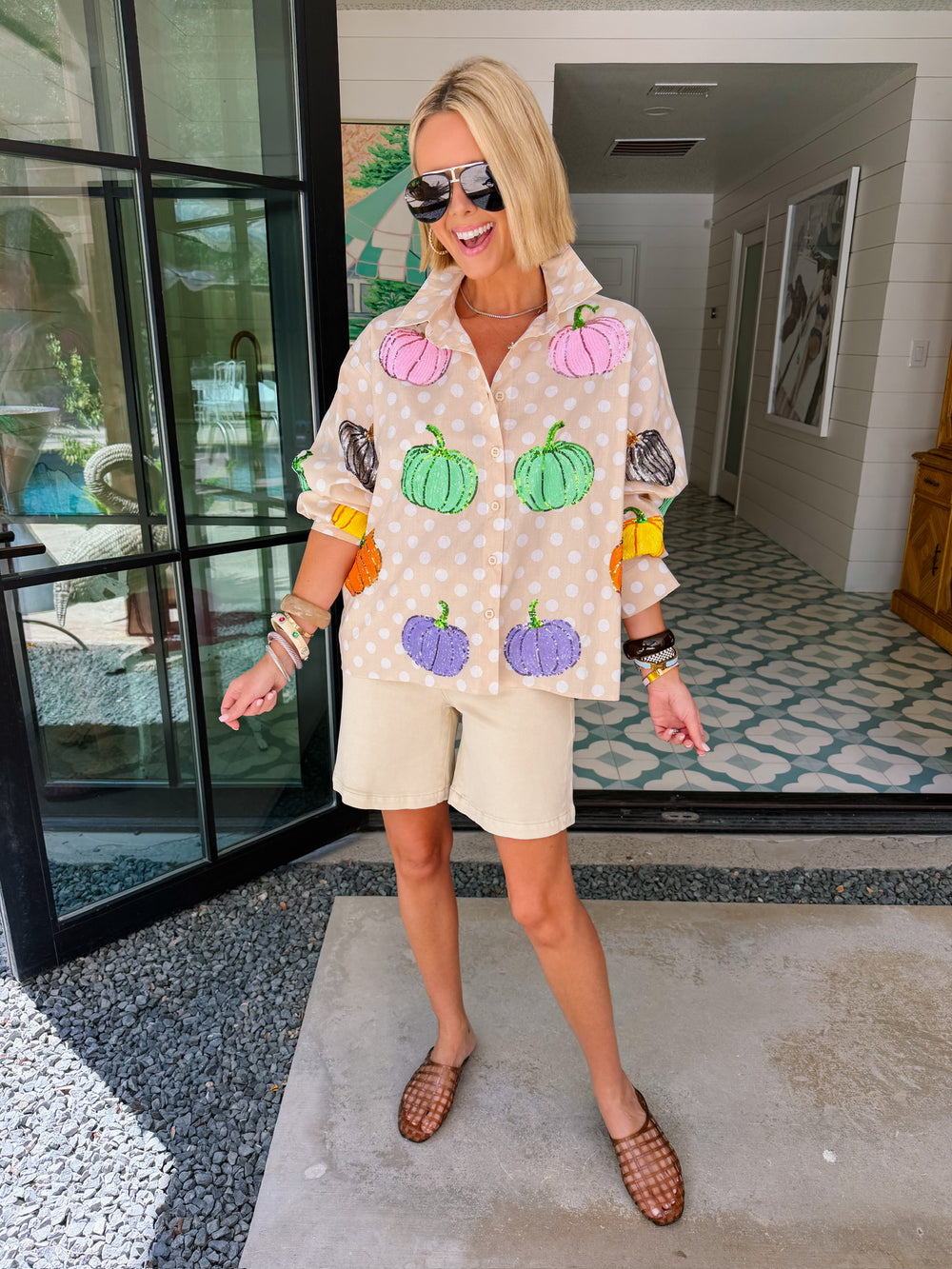 POLKADOT PUMPKIN BUTTON UP TOP - BEIGE/WHITE
