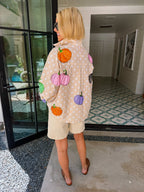 POLKADOT PUMPKIN BUTTON UP TOP - BEIGE/WHITE