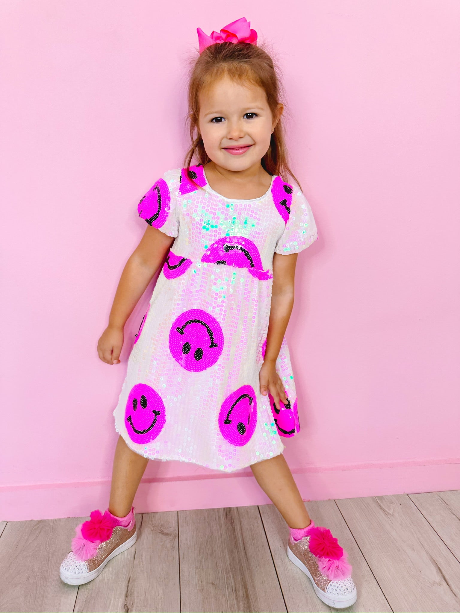 PINKIE HAPPY EMOJI DRESS