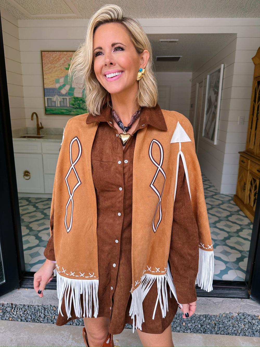 COWGIRL ON FRINGE CAPE - CAMEL