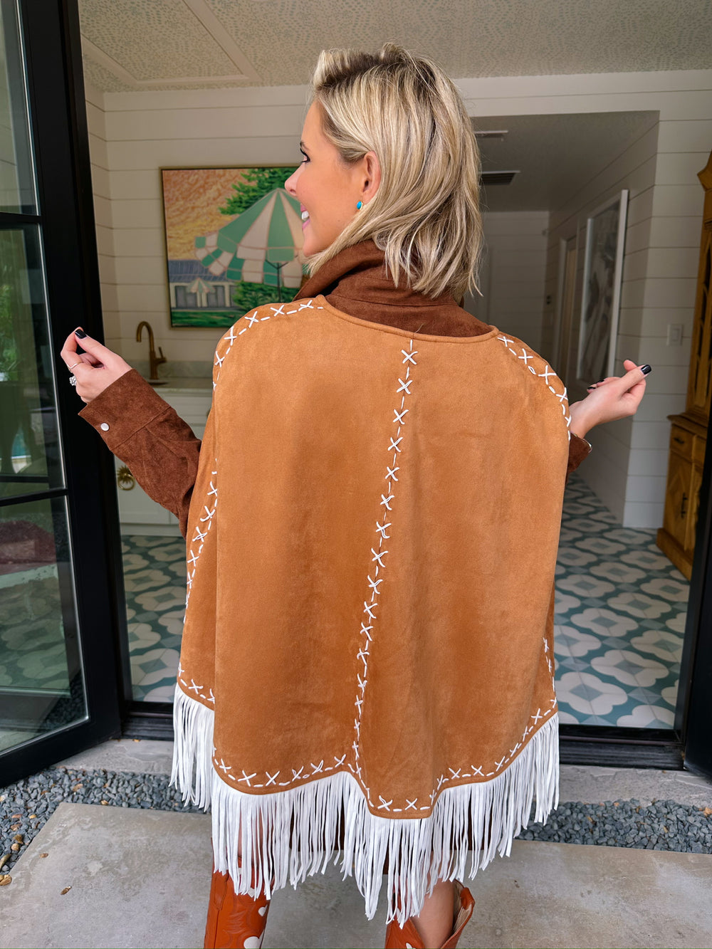 COWGIRL ON FRINGE CAPE - CAMEL