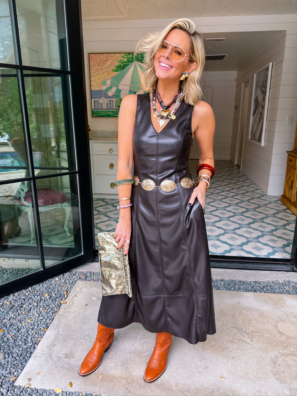 GLENDA VNECK MIDI DRESS - BROWN