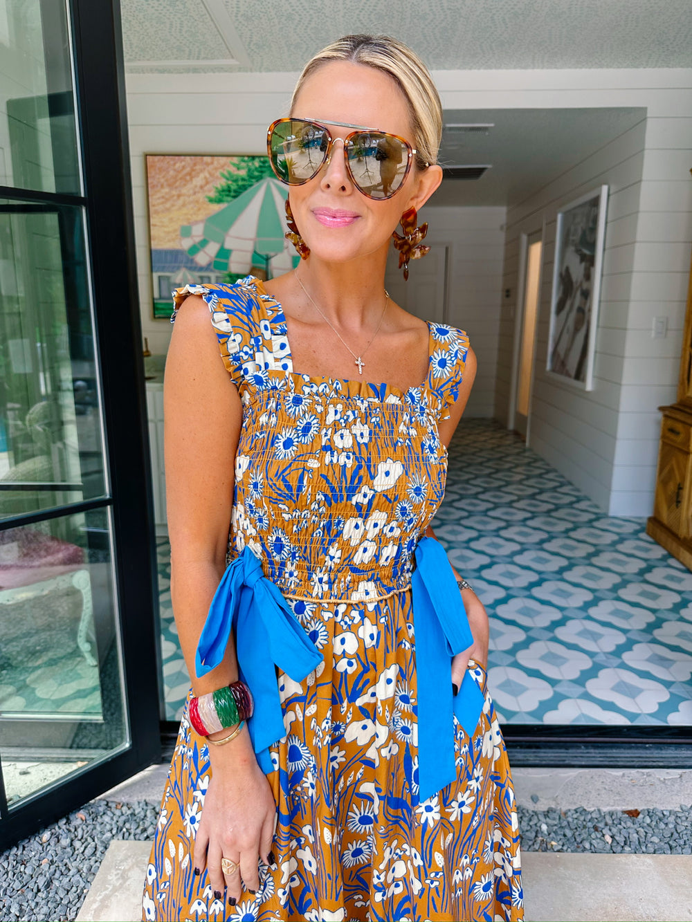 ELOISE FLORAL SMOCKED BOW MIDI DRESS - BROWN