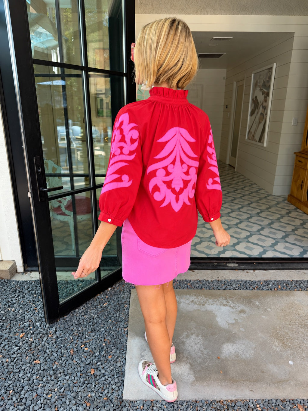 YOUR TRUE REFLECTION APPLIQUE TOP - RED