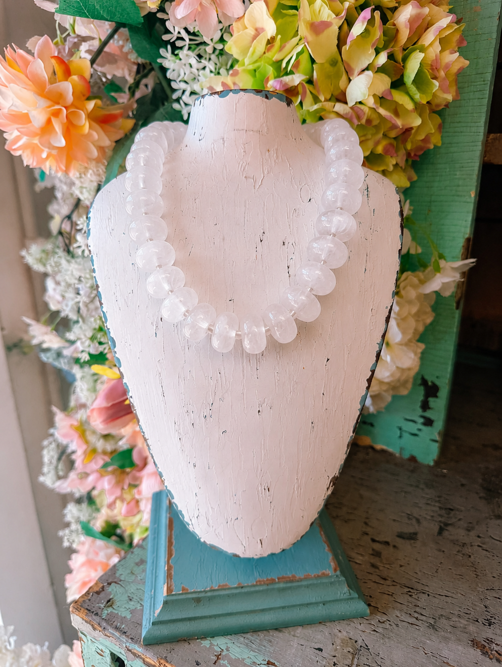SUGAR BEADS NECKLACE - WHITE