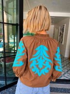 YOUR TRUE REFLECTION APPLIQUE TOP - BROWN/TURQUOISE